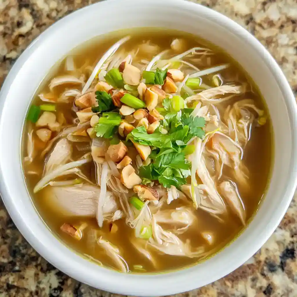 Chicken and Pecan Kernel Sprout Soup
